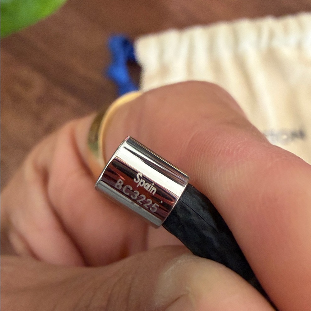 Louis Vuitton keep it bracelet with Silver Clasp size 19 - Picture 13 of 13